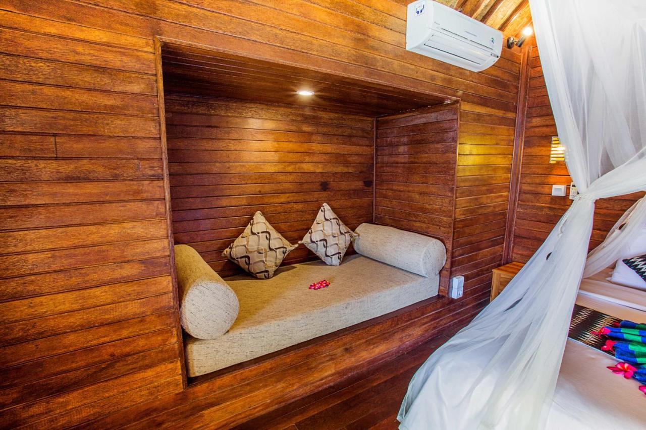 D'Coin Lembongan Hotel ภายนอก รูปภาพ