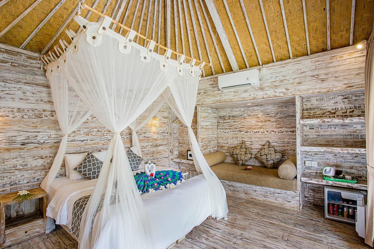 D'Coin Lembongan Hotel ภายนอก รูปภาพ